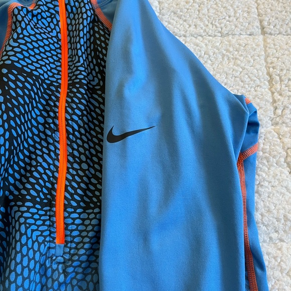 Nike Pro half zip pullover - Picture 3 of 13